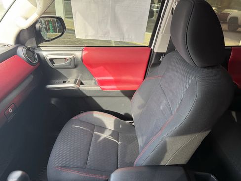 Used 2021 Toyota Tacoma SR5 image 29