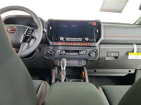 Certified 2026 Nissan Frontier PRO-4X w/ Pro-4x Convenience Package image 23