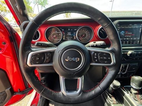 Used 2019 Jeep Wrangler Unlimited Rubicon AWD/4WD image 12