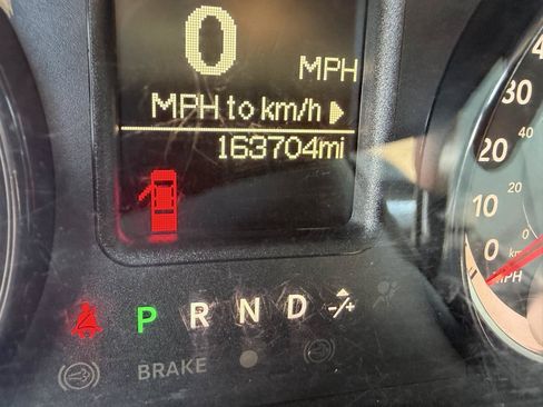 Used 2018 RAM 2500 SLT AWD/4WD image 15