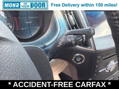 Used 2019 Ford Edge Titanium FWD image 19