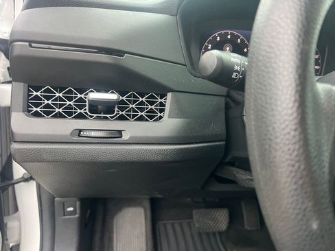 Used 2023 Honda Accord EX image 16