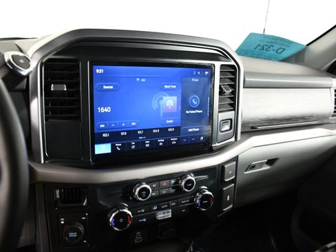Used 2025 Ford F150 XLT w/ Equipment Group 301A Standard AWD/4WD image 28