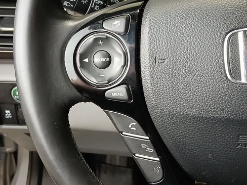 Used 2016 Honda Accord EX-L image 28