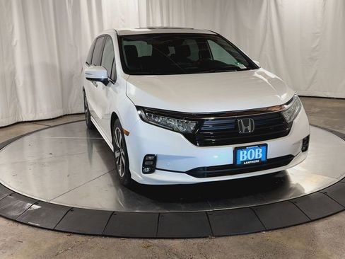 Used 2023 Honda Odyssey Touring image 4