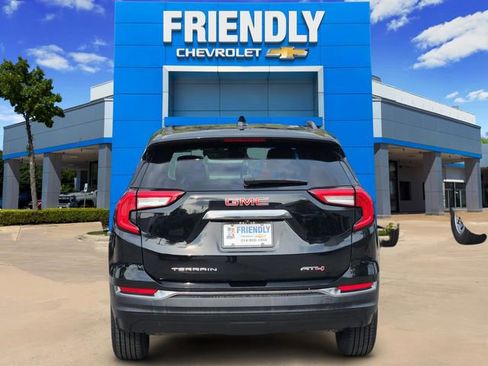 Used 2023 GMC Terrain AT4 image 6