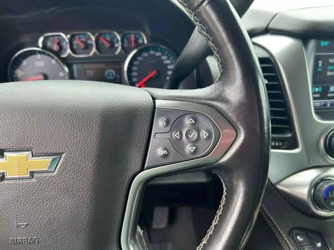 Used 2020 Chevrolet Suburban Premier image 18