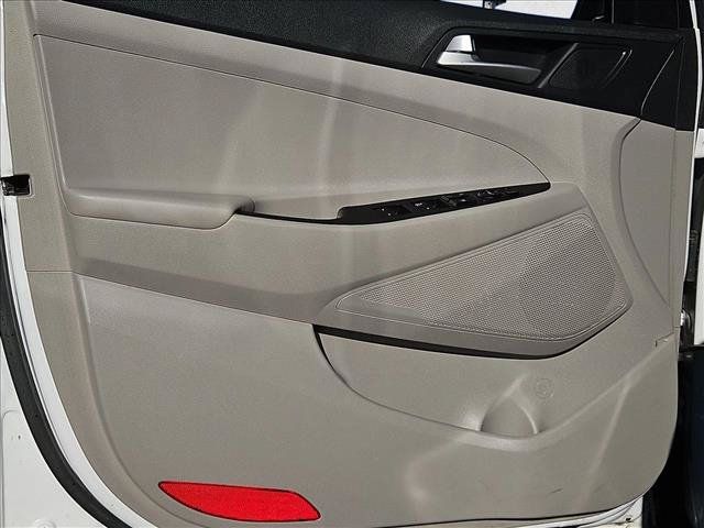 Used 2019 Hyundai Tucson SE FWD image 10