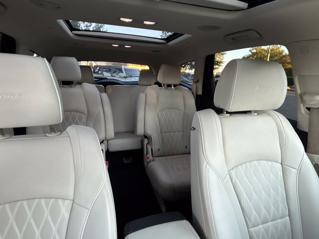 Used 2023 Buick Enclave Avenir w/ Avenir Technology Package FWD image 33