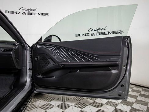 Used 2025 Dodge Charger Daytona Scat Pack w/ Track Pack image 15