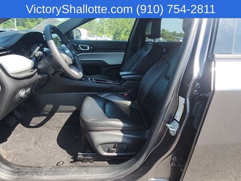 Used 2024 Jeep Compass Limited AWD/4WD image 19