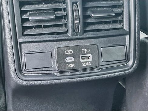 Used 2026 Subaru Forester Premium AWD/4WD image 25