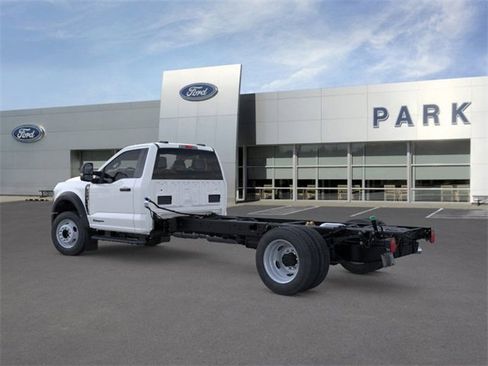 New 2025 Ford F550 XL image 4