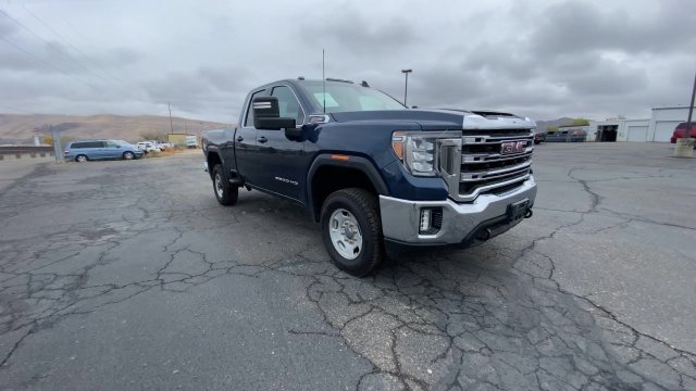 Used 2023 GMC Sierra 2500 SLE w/ SLE Convenience Package AWD/4WD image 2