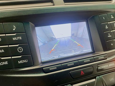 Used 2016 Ford Explorer FWD image 10