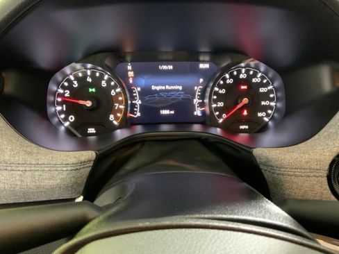 Used 2026 Jeep Compass Latitude image 25