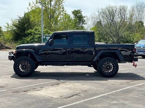 Used 2021 Jeep Gladiator Sport image 4