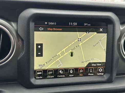 Used 2023 Jeep Wrangler Sahara image 17