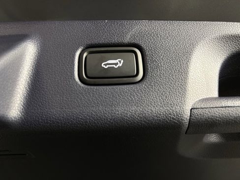 Used 2024 Hyundai Palisade Calligraphy image 34