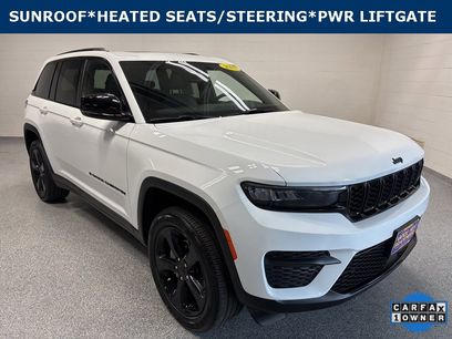 Used 2023 Jeep Grand Cherokee Altitude