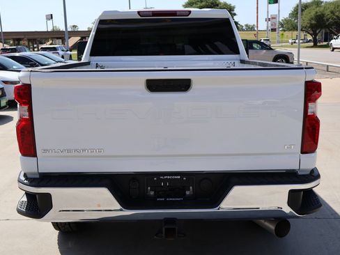 Used 2025 Chevrolet Silverado 2500 LT w/ Convenience Package AWD/4WD image 9