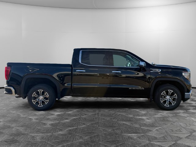 Used 2025 GMC Sierra 1500 SLT RWD image 6