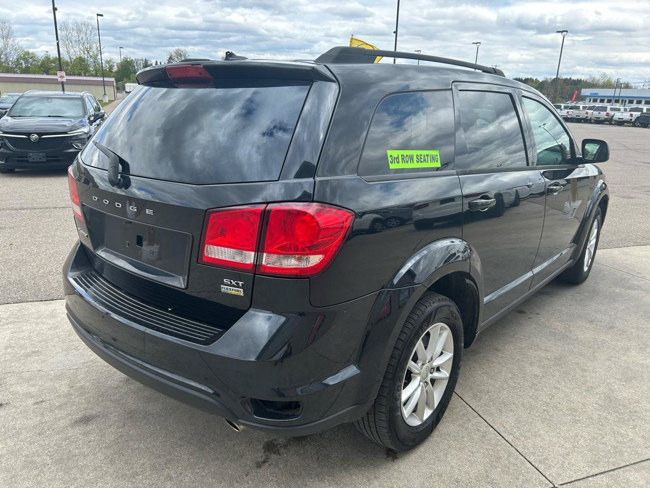 Used 2013 Dodge Journey SXT w/ Flexible Seating Group FWD image 5