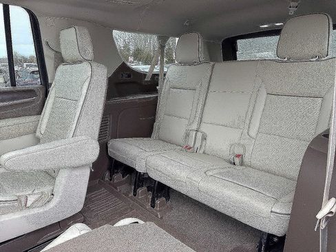 Used 2021 GMC Yukon XL Denali w/ Denali Ultimate Package image 21