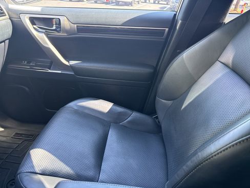 Used 2021 Lexus GX 460 Luxury w/ Sport Design Package AWD/4WD image 20