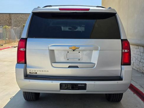 Used 2020 Chevrolet Suburban LT w/ Texas Edition Package RWD image 4