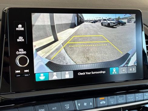New 2026 Honda Odyssey Touring image 24