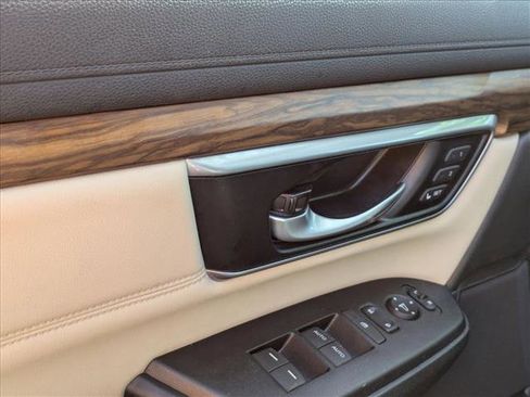 Used 2018 Honda CR-V EX-L image 2