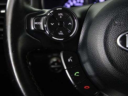 Used 2017 Kia Soul + w/ Audio Package image 22