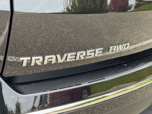 Used 2023 Chevrolet Traverse Premier AWD/4WD image 8