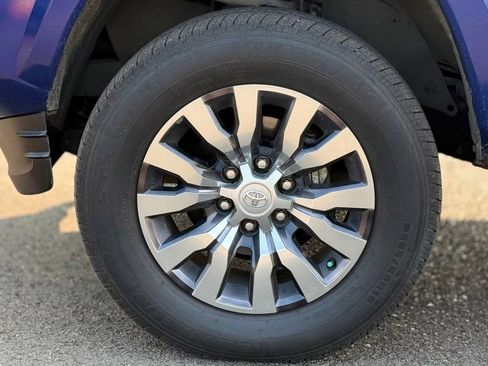 Certified 2023 Toyota Tacoma Limited AWD/4WD image 9