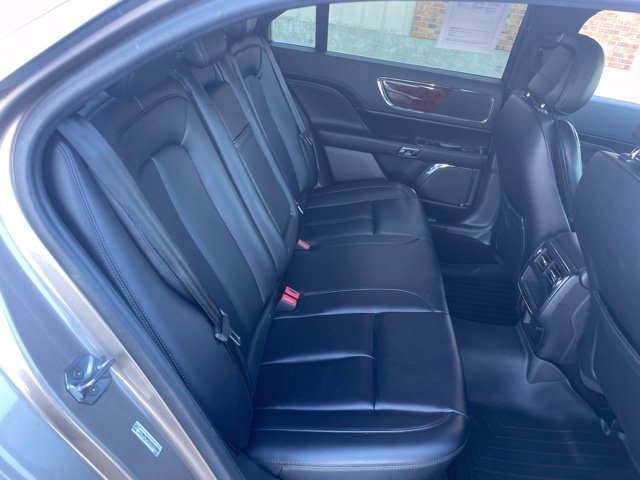 Used 2019 Lincoln Continental Premiere FWD image 48