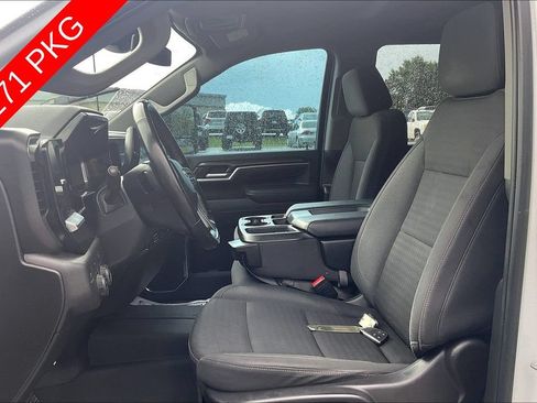 Used 2025 Chevrolet Silverado 2500 LT AWD/4WD image 25