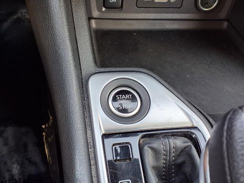Used 2024 Nissan Sentra SV FWD image 24