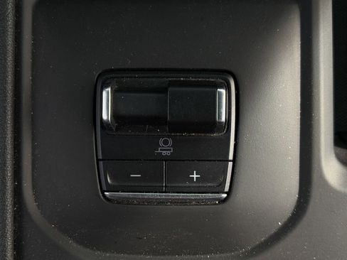 Used 2024 GMC Sierra 3500 AT4 w/ AT4 Premium Plus Package image 30