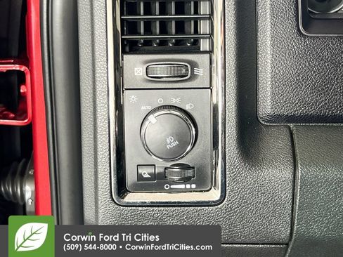 Used 2015 RAM 1500 Sport AWD/4WD image 18