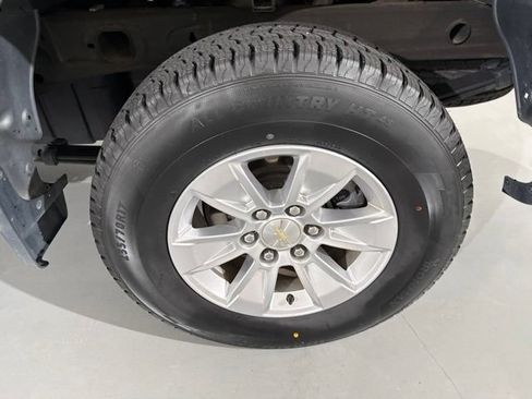 Used 2020 Chevrolet Silverado 1500 LT w/ Convenience Package RWD image 7