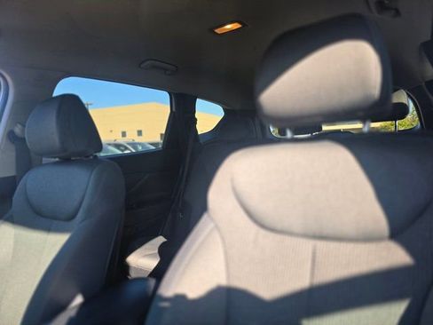 Used 2023 Hyundai Santa Fe SEL image 13