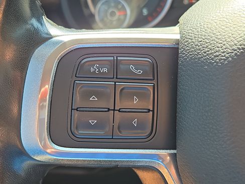 Used 2022 RAM 2500 Laramie AWD/4WD image 23