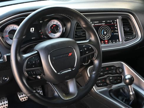 Used 2019 Dodge Challenger R/T Scat Pack w/ Shaker Package image 14