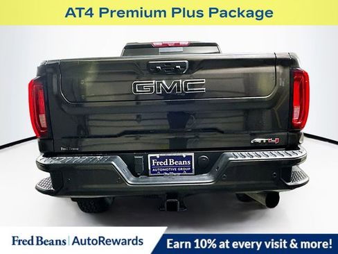 Used 2021 GMC Sierra 2500 AT4 w/ AT4 Premium Plus Package image 6