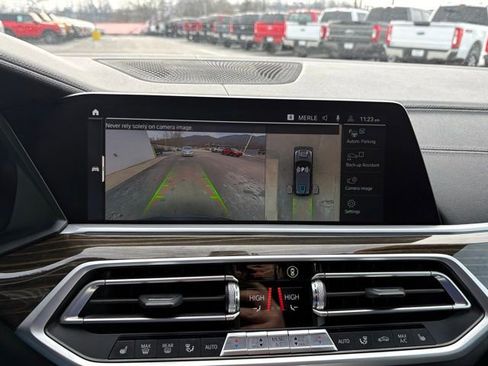 Used 2023 BMW X5 xDrive45e w/ Climate Comfort Package image 5