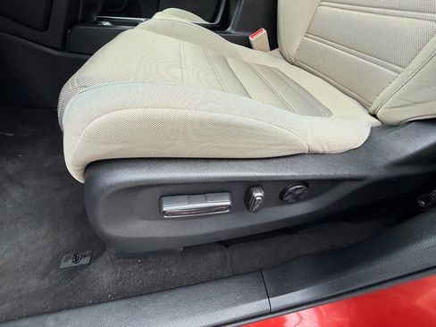 Used 2019 Honda CR-V EX image 18