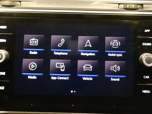 Used 2022 Volkswagen Tiguan SE image 29