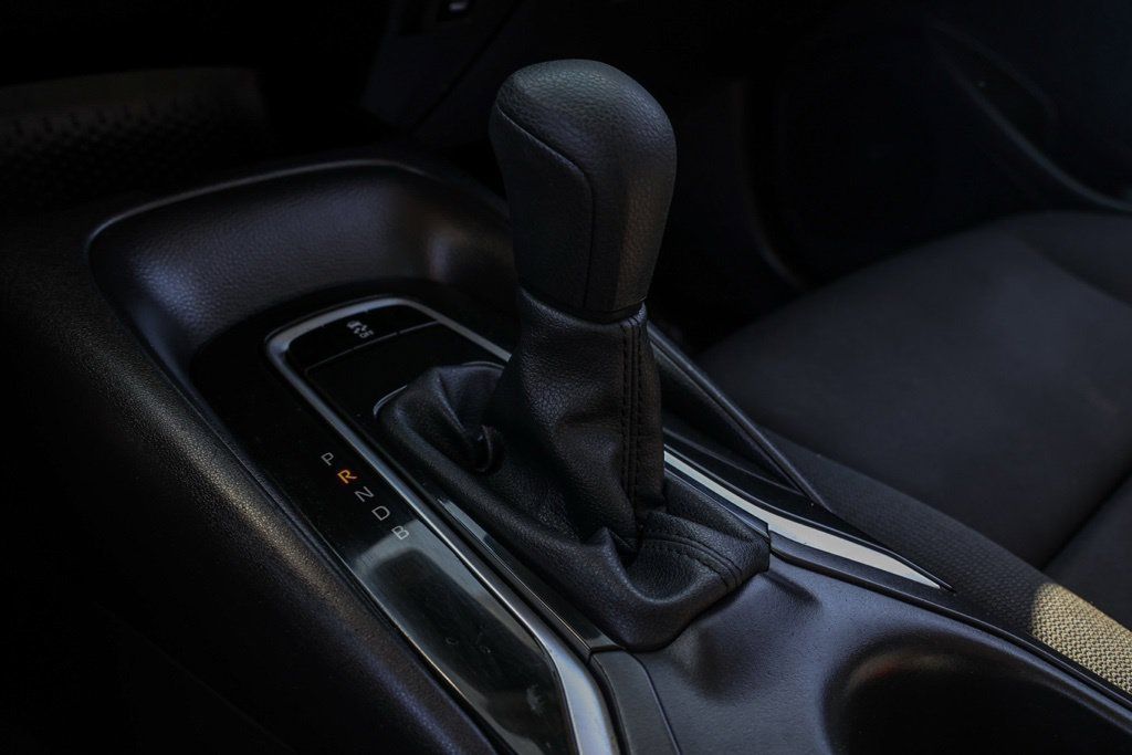 Used 2025 Toyota Corolla LE FWD image 30