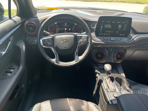 Used 2025 Chevrolet Blazer RS FWD image 27